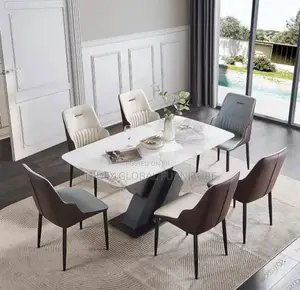 Simple Dining Table Set
