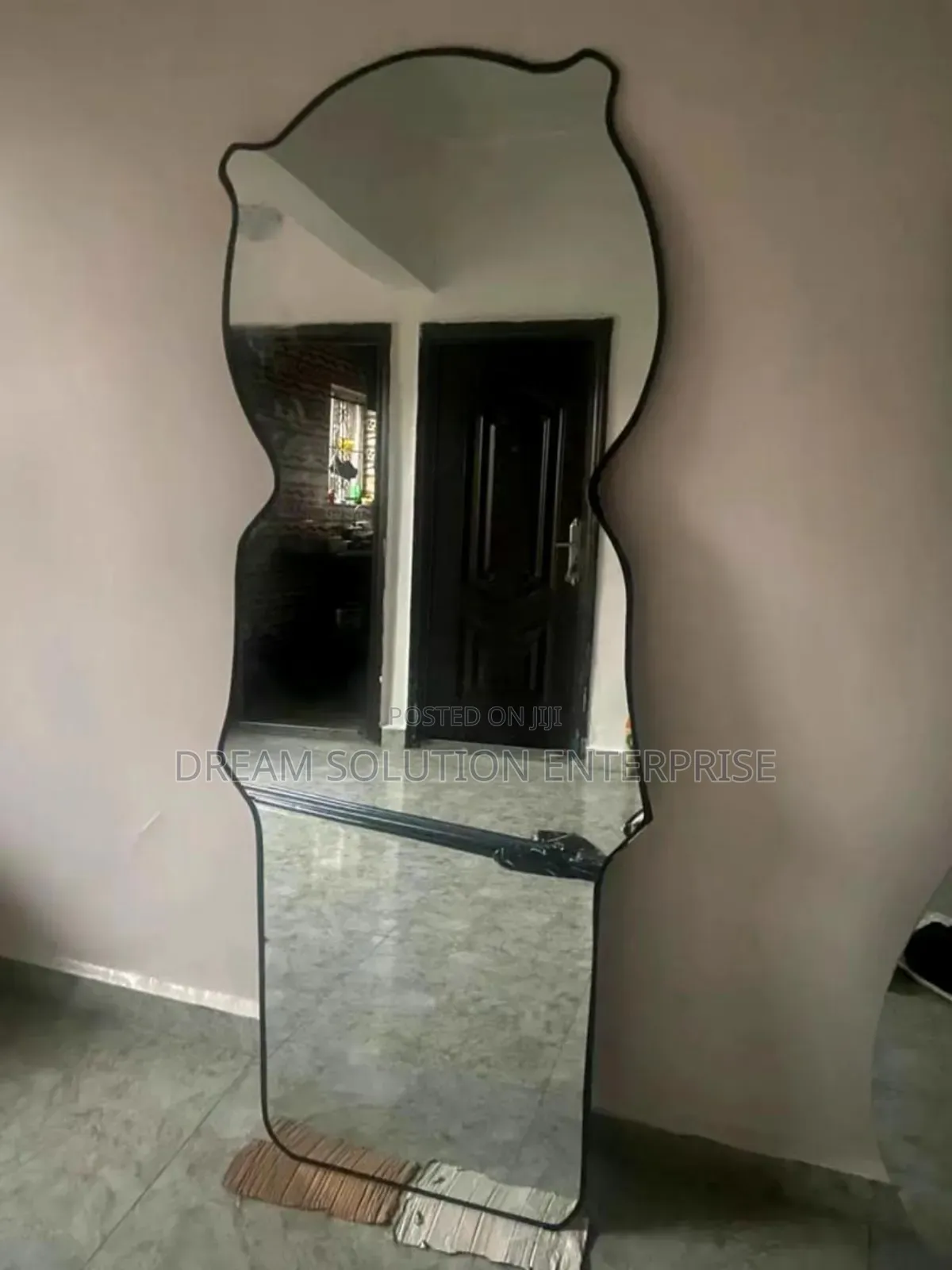 Beautiful Quality Mirror