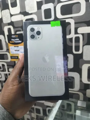 New Apple iPhone 11 Pro Max 256 GB Silver