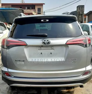 Toyota RAV4 2016 Silver