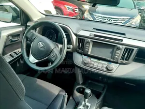 Toyota RAV4 2016 Silver