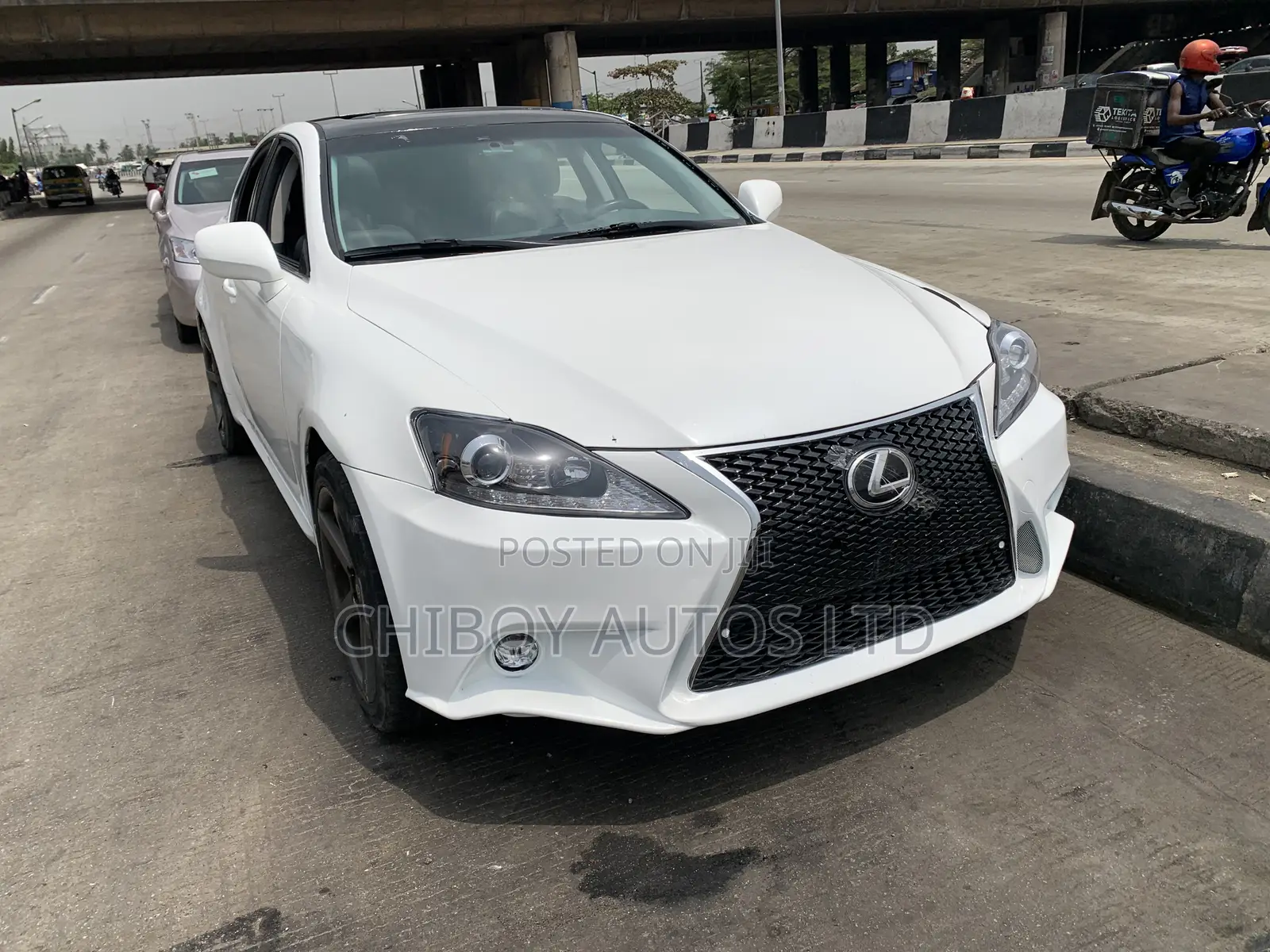 Lexus IS 300 Automatic 2008 White