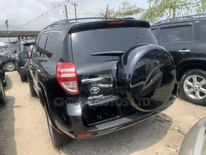 Toyota RAV4 2011 Black
