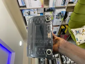 2011-13 Kia Sorento Factory Radio