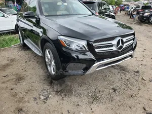 Mercedes-Benz GLC-Class 2019 Black