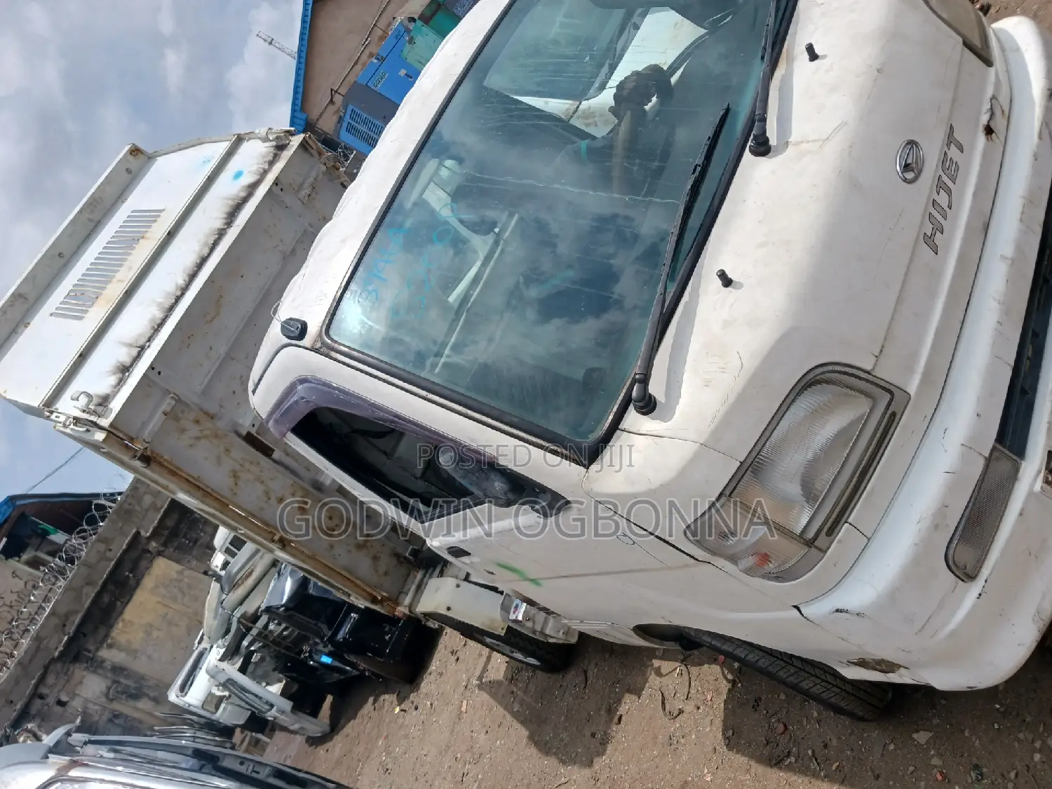 Daihatsu Hijet 2006 White