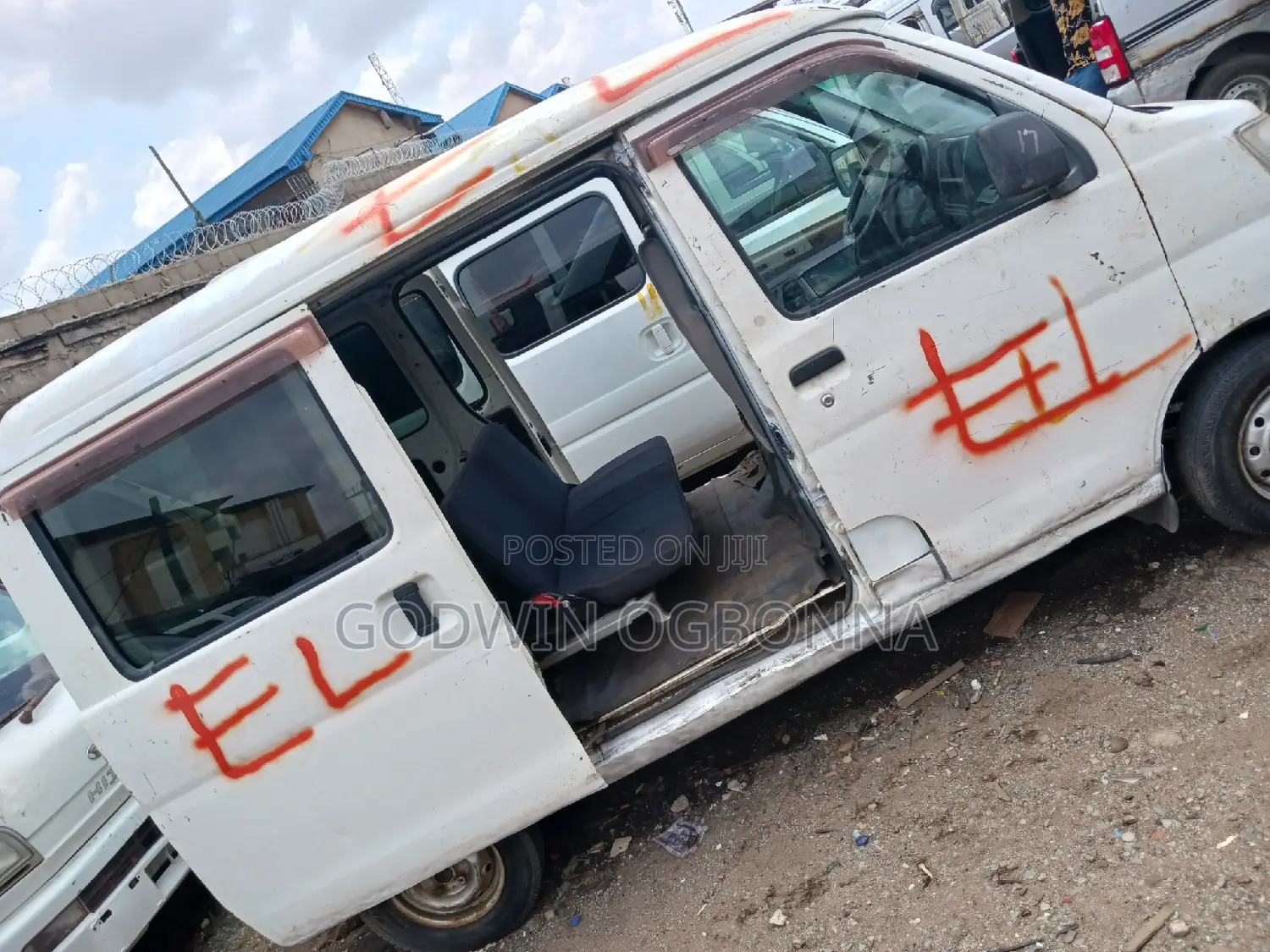 Daihatsu Hijet 2006 White