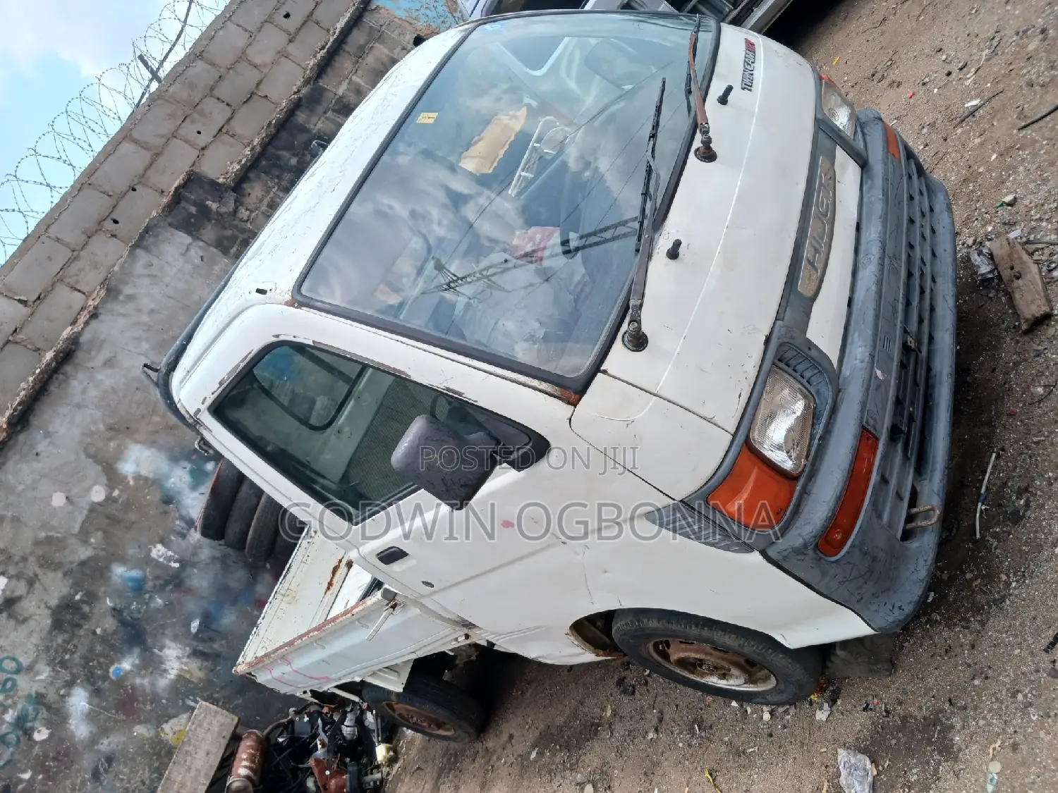Daihatsu Hijet 2002 White