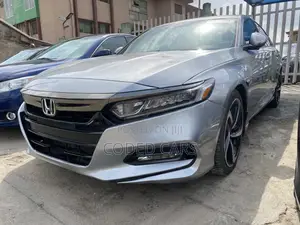 Photo - Honda Accord 2019 Gray
