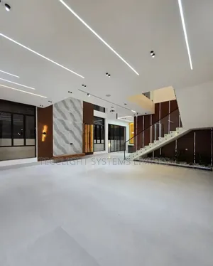 5bdrm Mansion in Ajah for sale