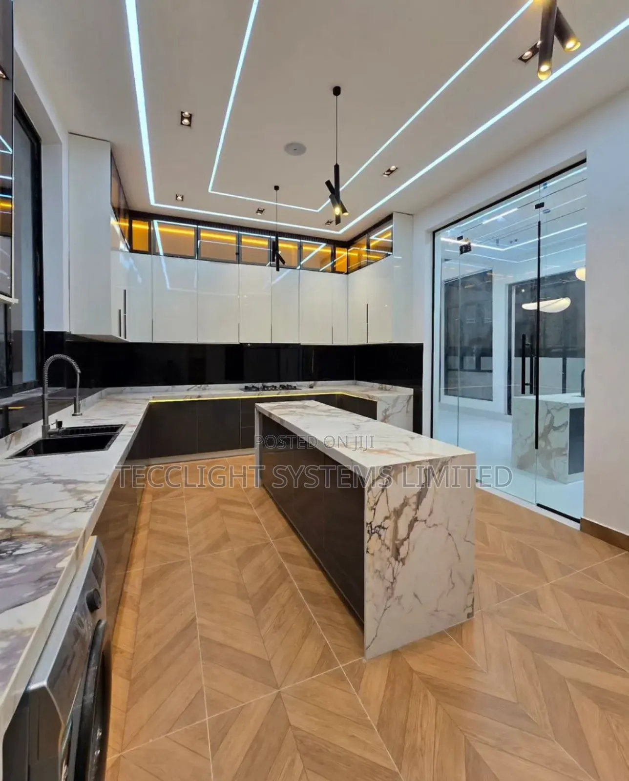5bdrm Mansion in Ajah for sale