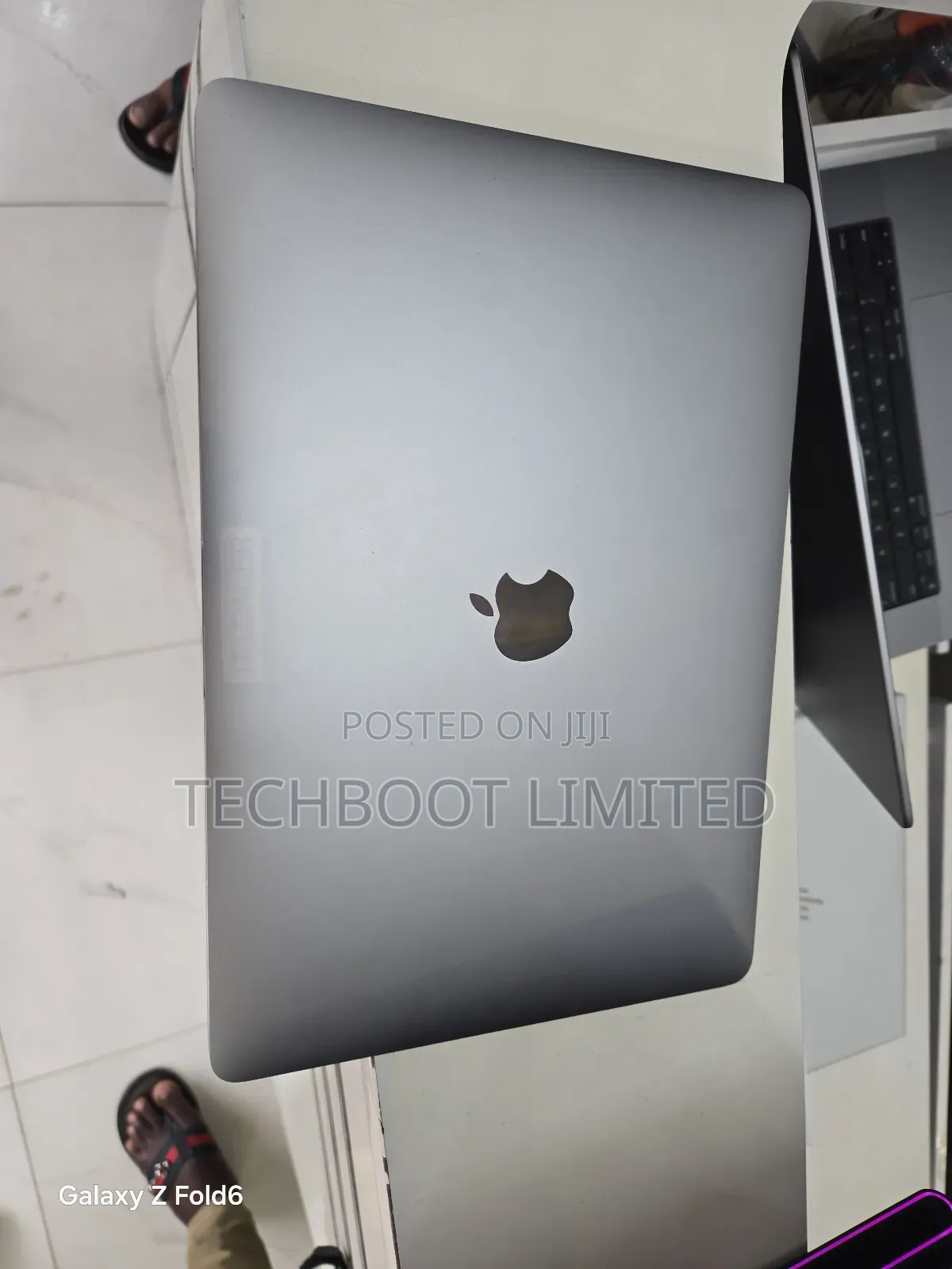 Laptop Apple MacBook 2017 8GB Intel Core I5 SSD 256GB