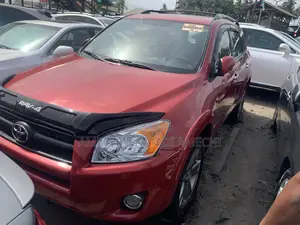 Toyota RAV4 2.5 Limited 2012 Red