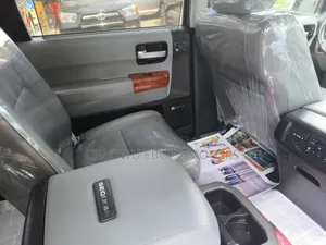 Toyota Sequoia Platinum 4x4 2020 Gray