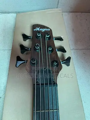 Professional 6 Strings Magna Active Guitar 