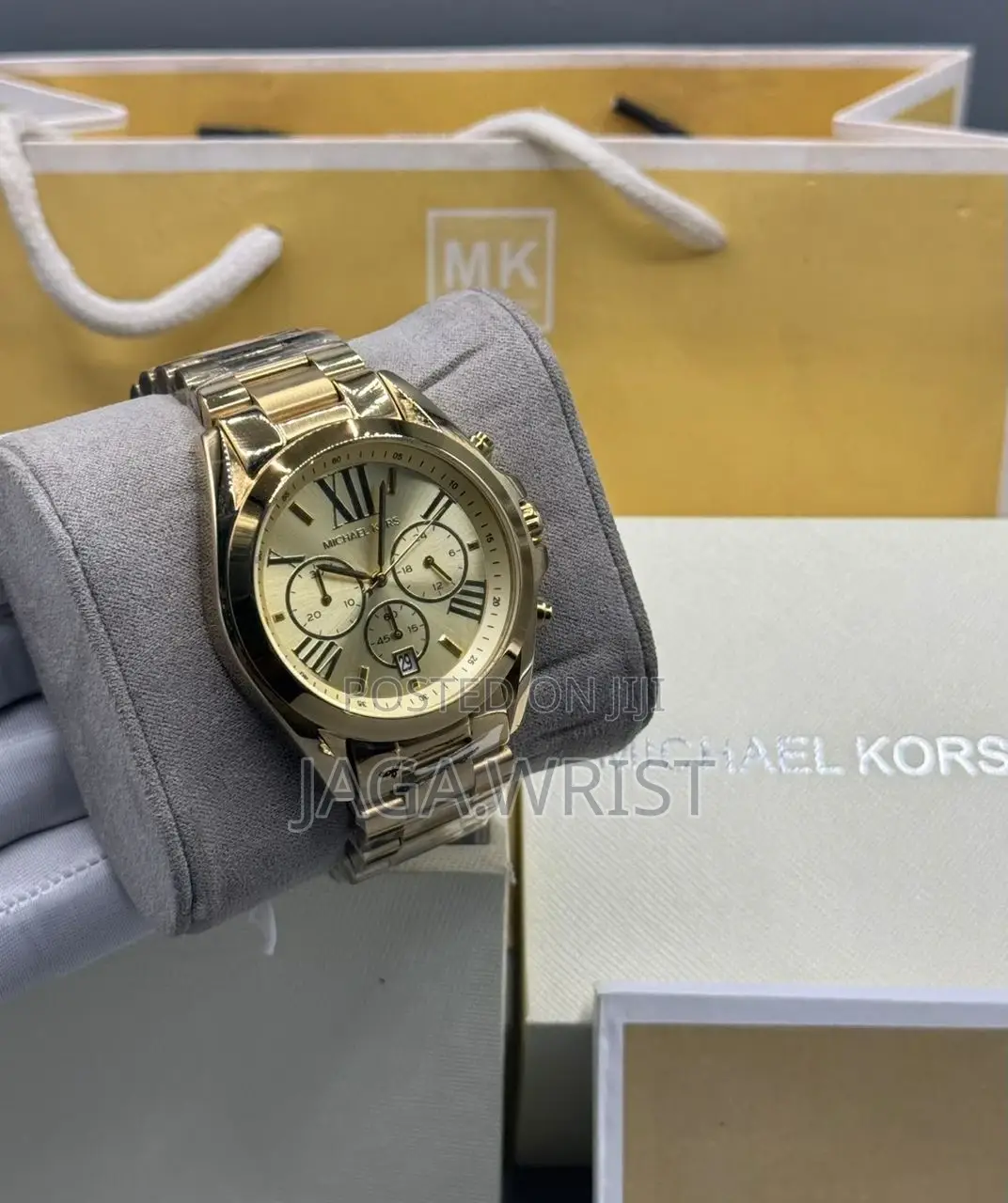 Brand: Micheal Kors Luxury