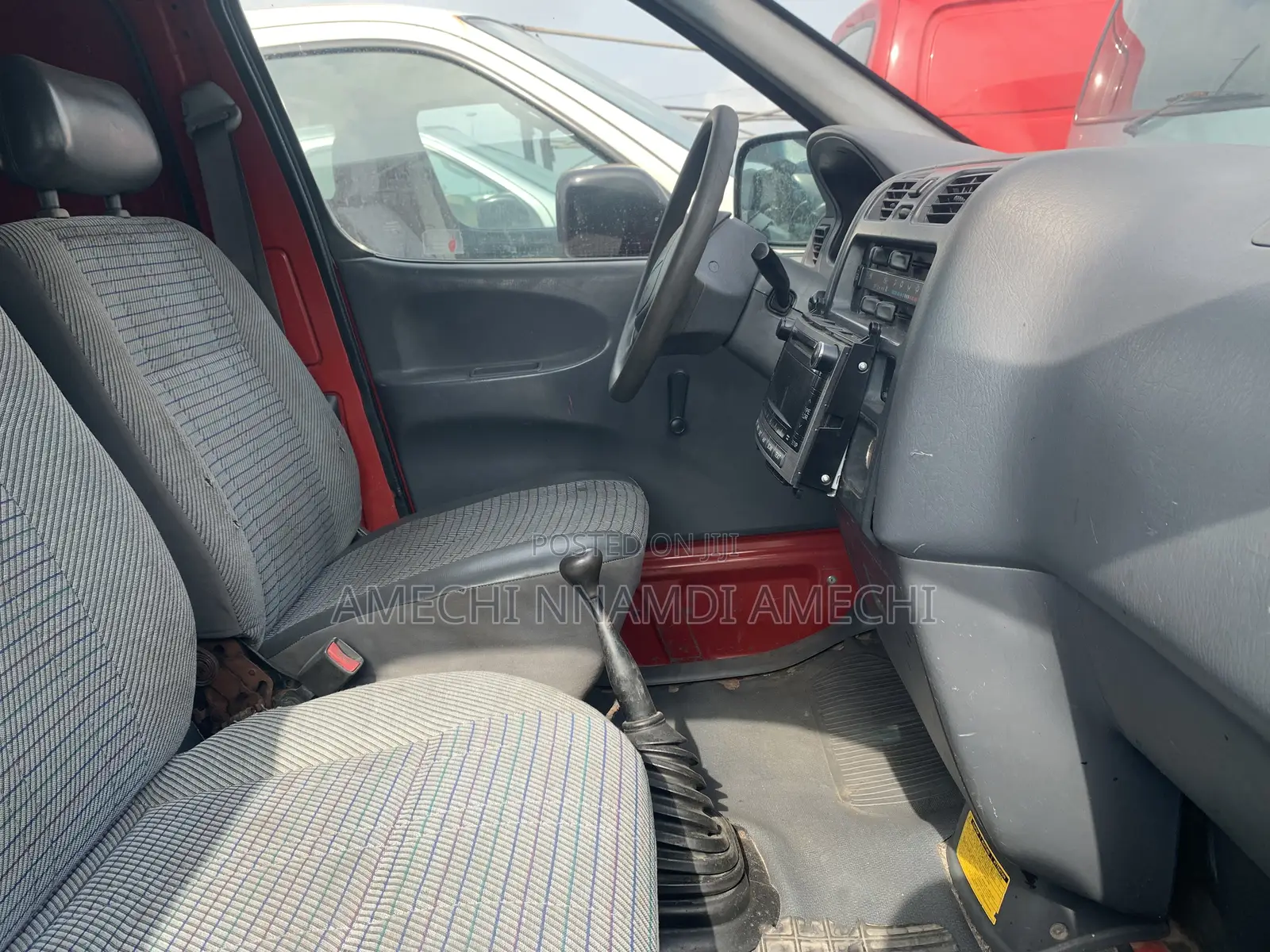 Toyota HiAce 2010 Red