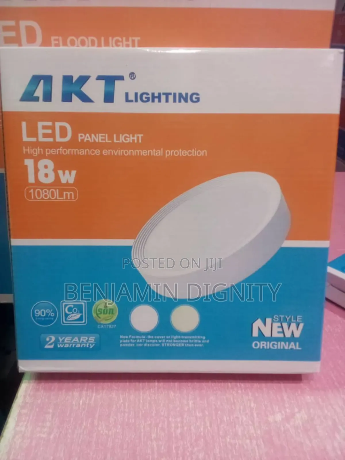 18watts Akt Surface