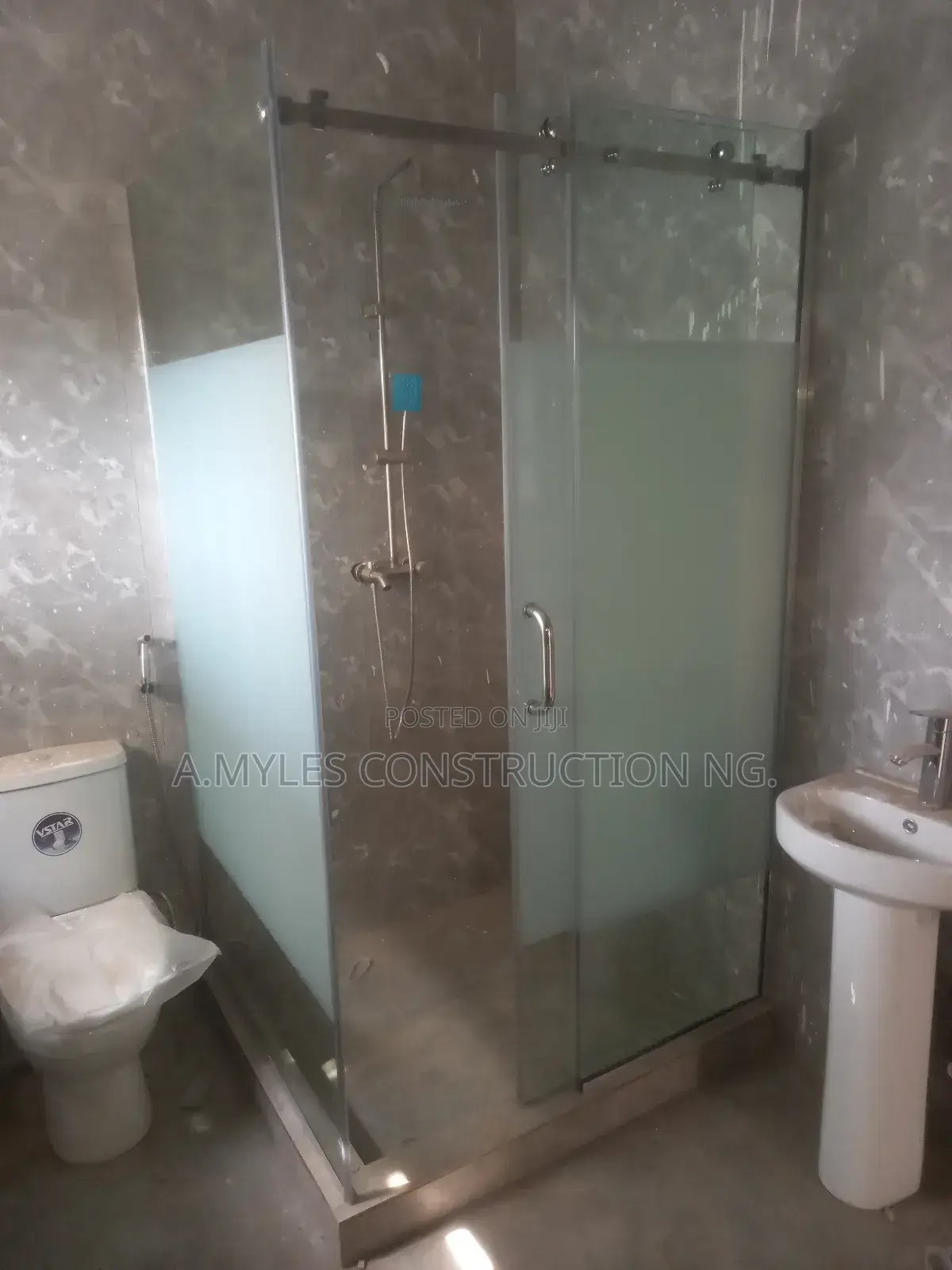Shower Cubicles L Shape Frosted
