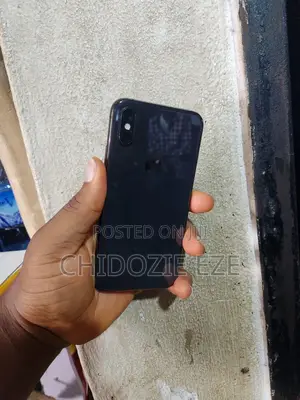 iPhone Xs Follow Come Casing