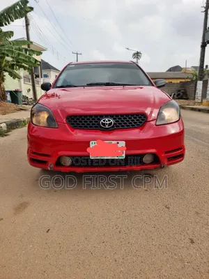 Photo - Toyota Matrix 2004 Red