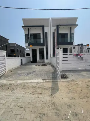 4bdrm Duplex in Ikota for sale