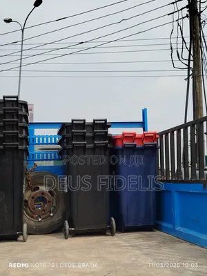 240 Litres Rolling Waste Bin