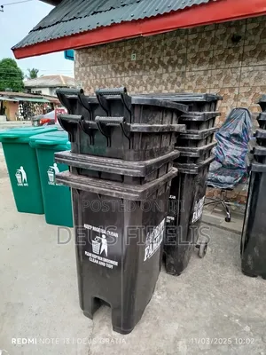 Waste Bin With Tyre