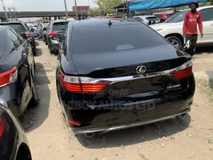 Lexus ES 2014 Blue