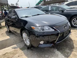 Lexus ES 2014 Blue