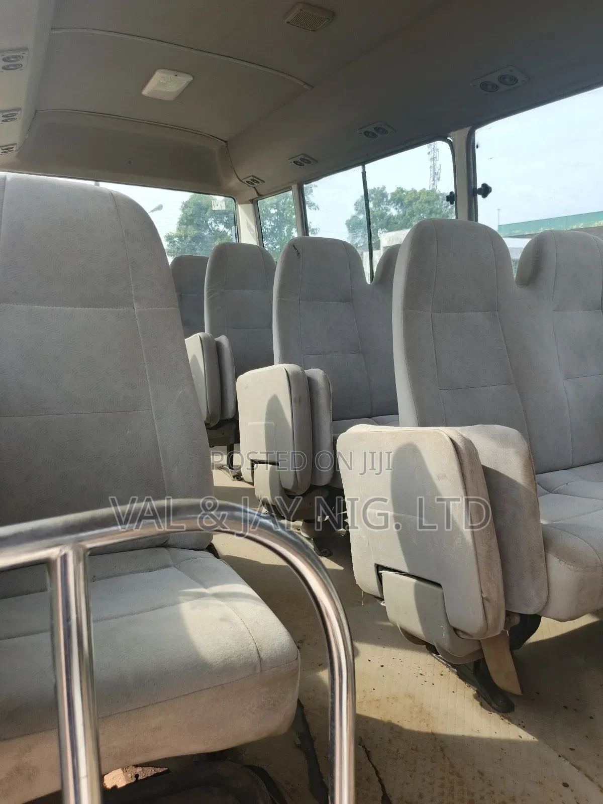Toyota Coaster 2005 White