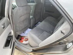 Toyota Camry LE 4dr Sedan (2.4L 4cyl 5A) 2006 Gray