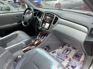 Toyota Highlander Limited V6 2005 Silver