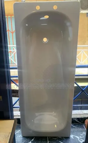White Quality Enamel/Iron Bath