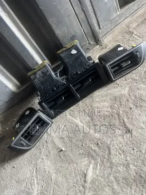 Ac Vent Camry 2012/13 Available