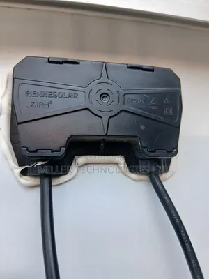 385w Recom Canadian Solar Panel