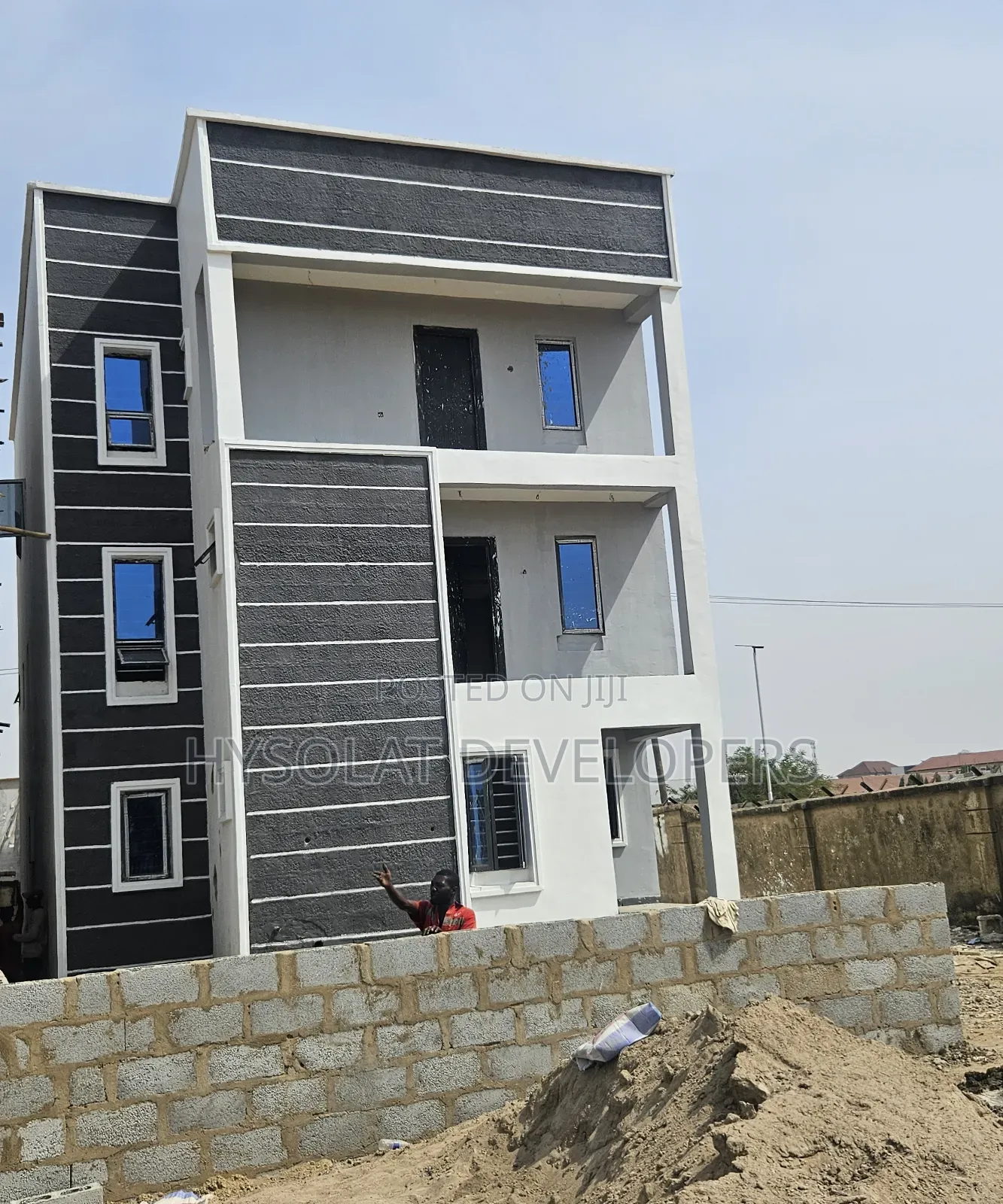 Furnished 5bdrm Maisonette in Hysolat Estate for sale