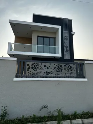 4bdrm Duplex in Shonibare Estate, Maryland for sale