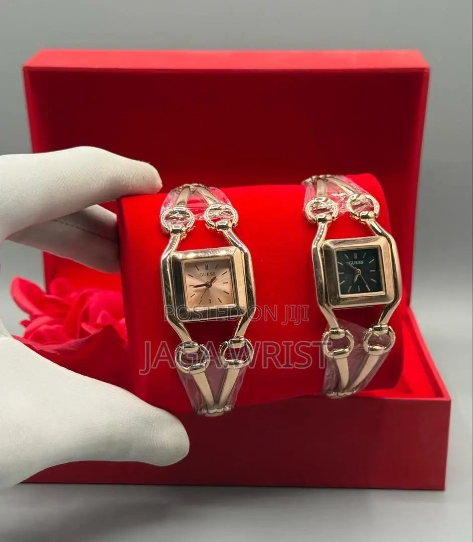 Guess Wonen Wristwatch