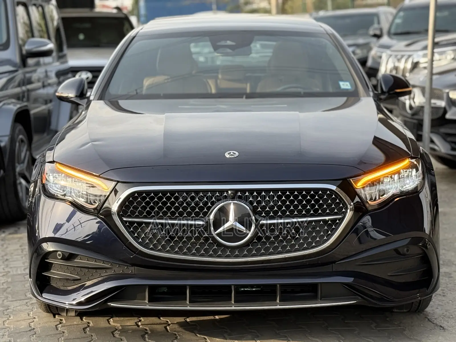 New Mercedes-Benz E350 2024 Blue