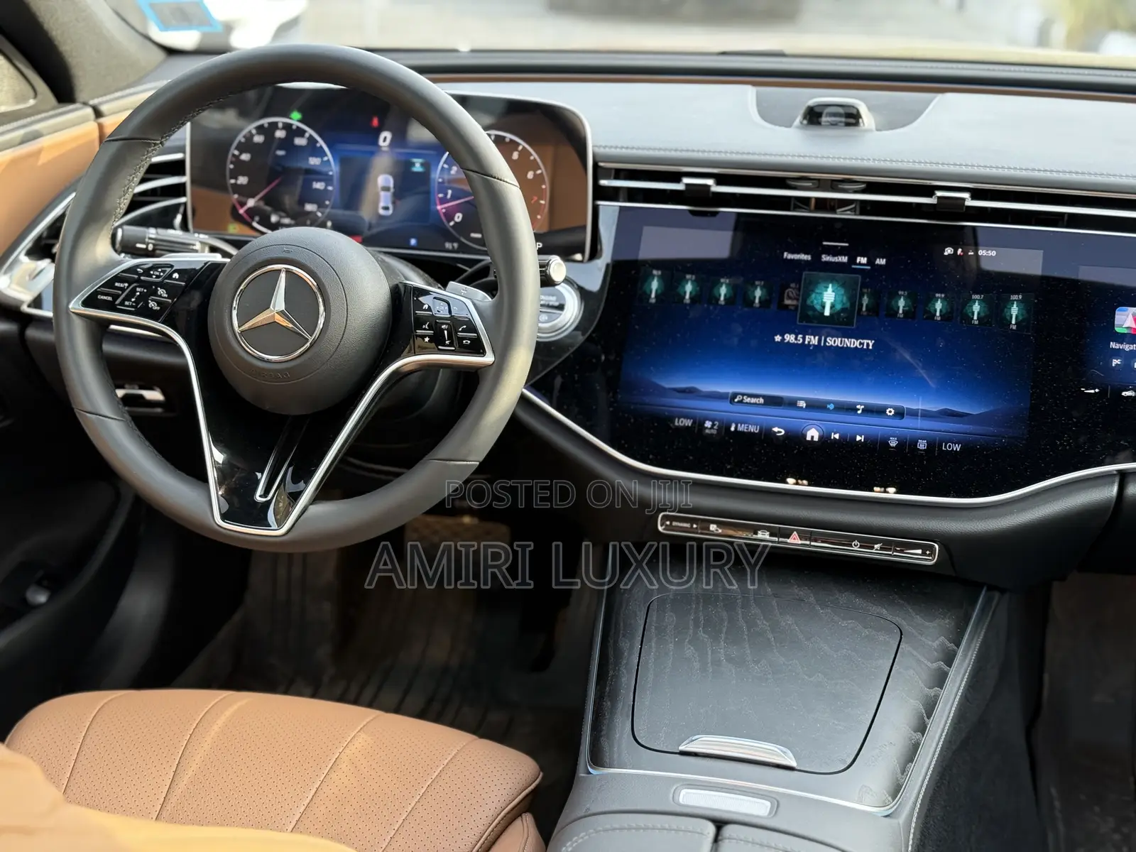 New Mercedes-Benz E350 2024 Blue