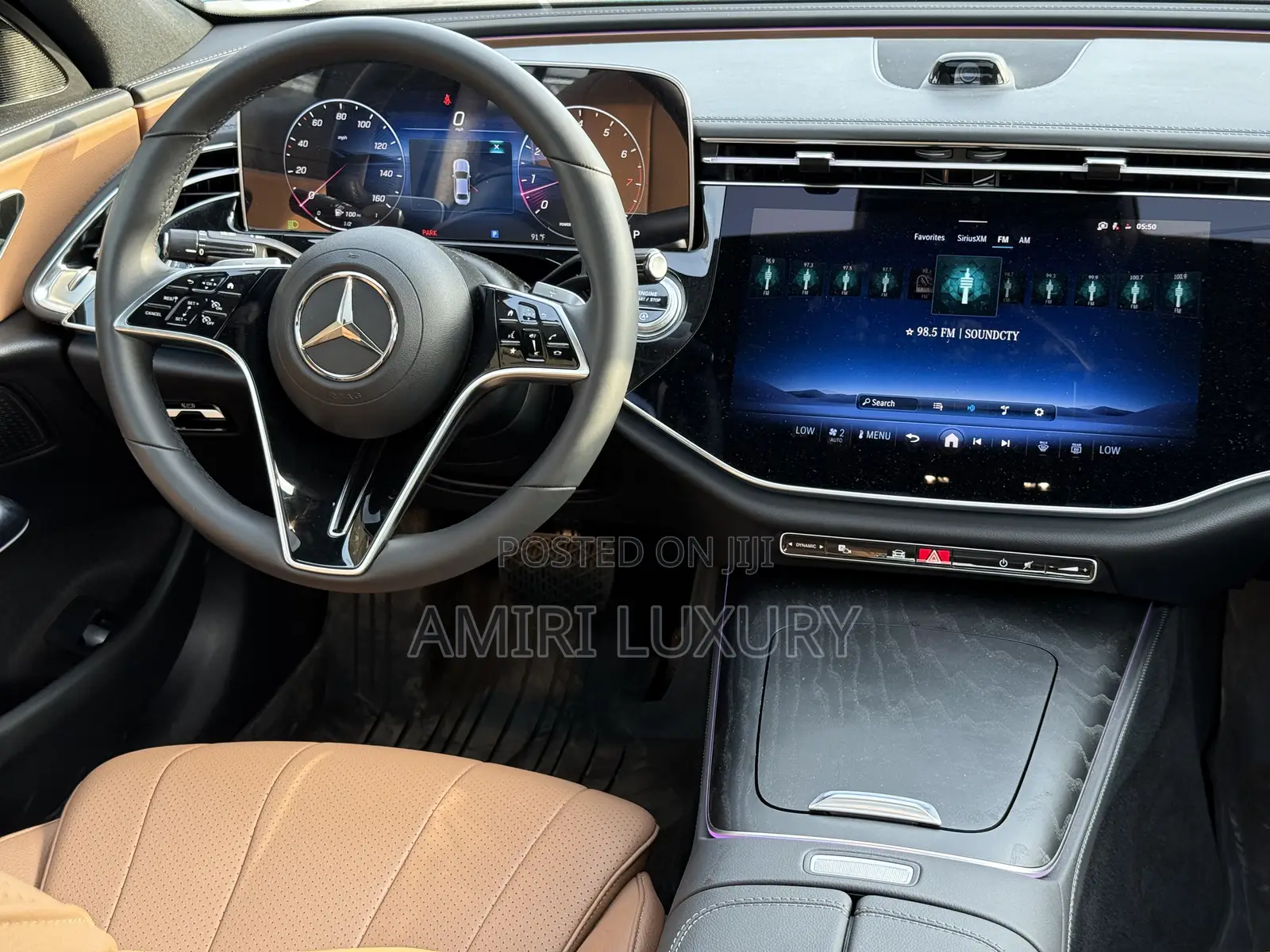 New Mercedes-Benz E350 2024 Blue