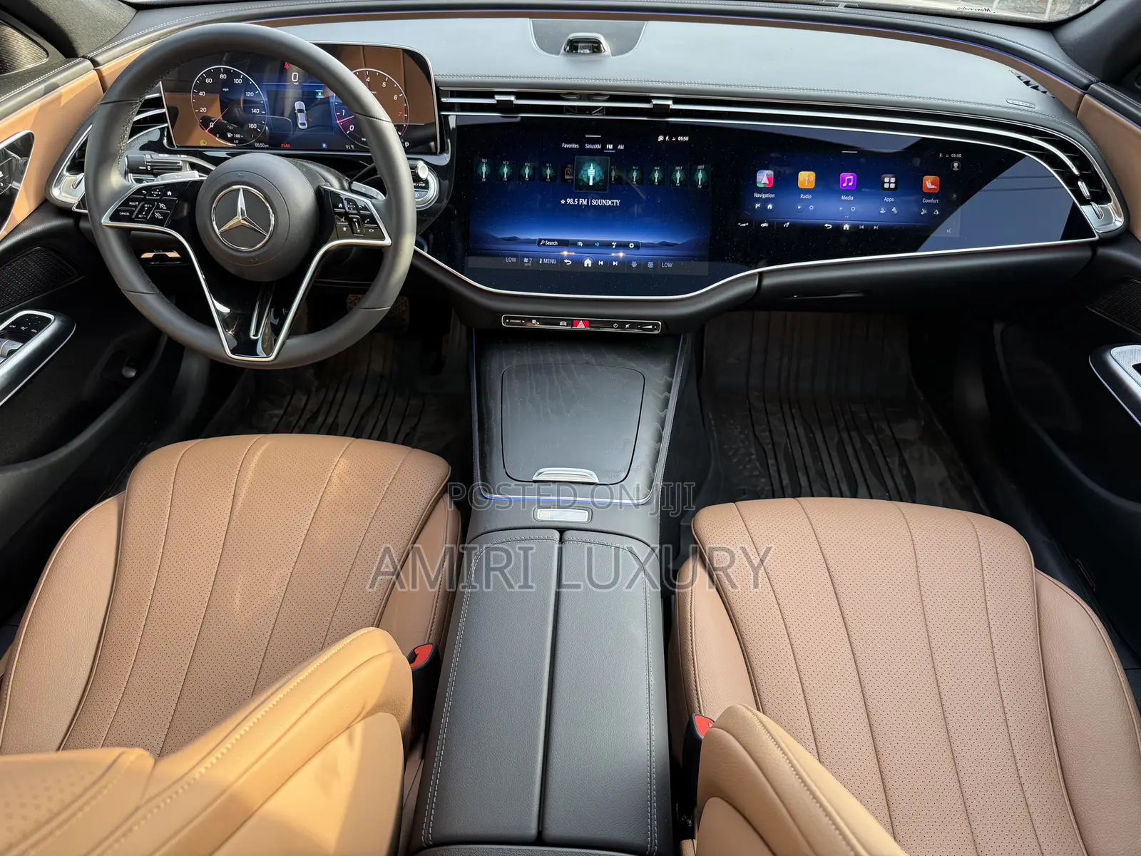 New Mercedes-Benz E350 2024 Blue
