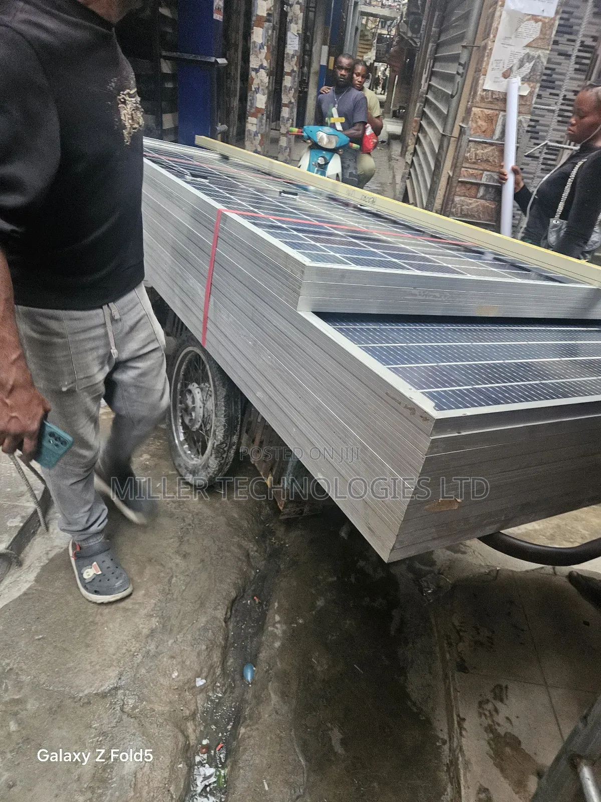 Jinko 550w Solar Power