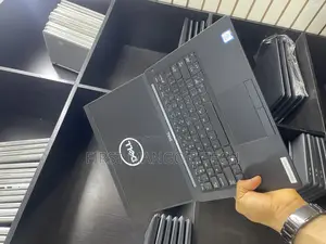 Laptop Dell Latitude 7390 8GB Intel Core I5 SSD 256GB