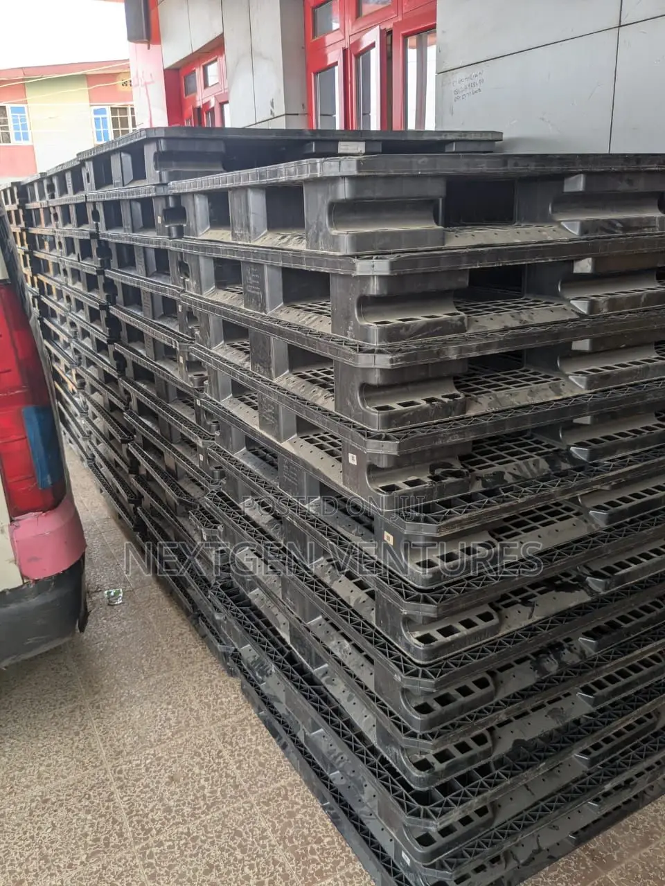 Rubber Plastic Pallets