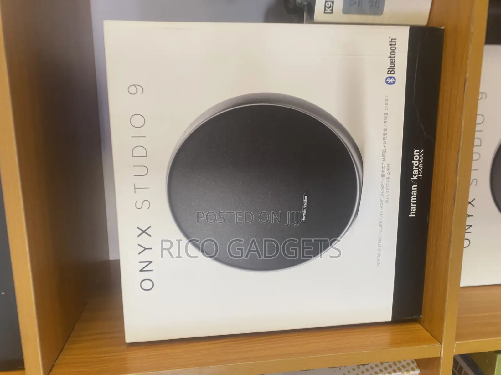 Onyx Studio 9