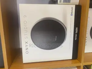 Onyx Studio 9