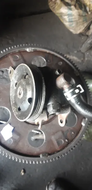 Power Steering Pump for Toyota Highlander 2002,2003,2004,