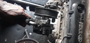 Power Steering Pump for Toyota Corolla 2003,2005